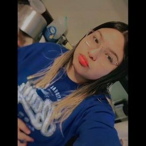 Meet your Posher, Makesha